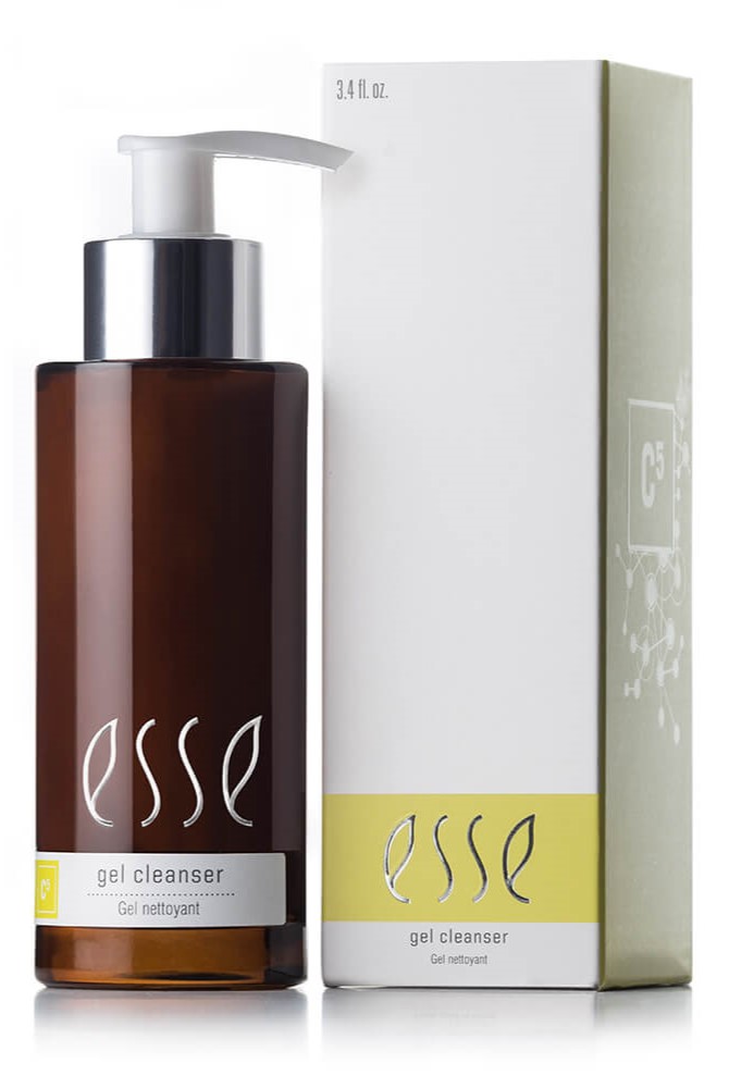 A 3.4 fl. oz. bottle of Esse Gel Cleanser with a pump dispenser is positioned beside its white and green packaging box. Both the bottle and the box display the Esse logo along with the product name in English and French.